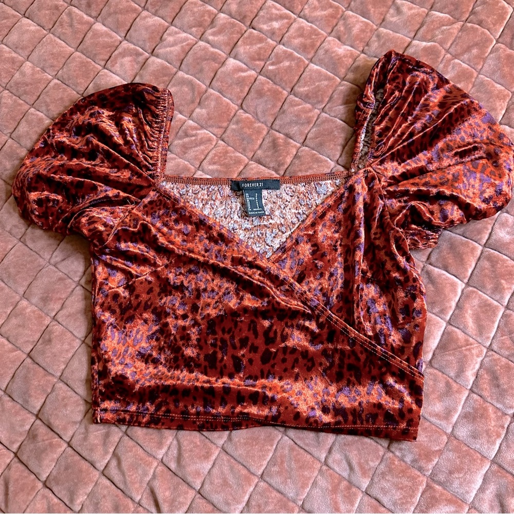 NWOT cheetah crop top